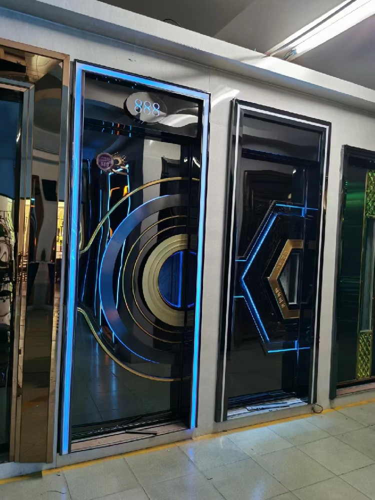KTV消防门